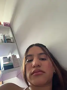 צ'אט XXX בשידור חי של ViankaRose