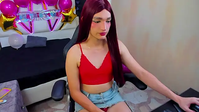 EmmaHiltton Webcam Show