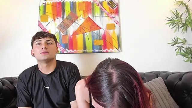 Kenji_n_Rousse Adlı Modelin Canlı XXX Sohbeti
