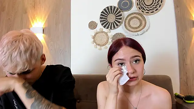 Kenji_n_Rousse Pertunjukan Webcam