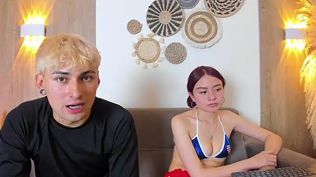 Kenji_n_Rousse's Live XXX Chat