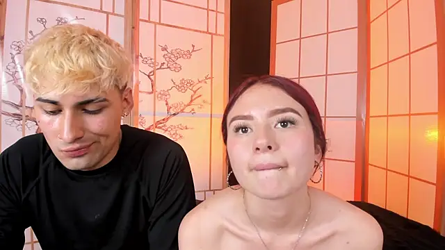 Kenji_n_Rousse Pertunjukan Webcam