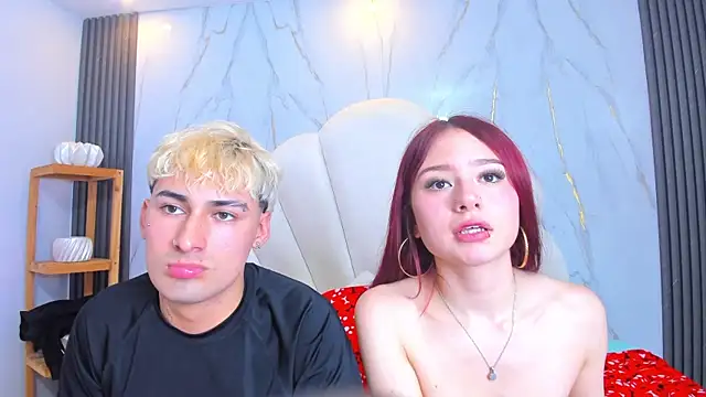 Kenji_n_Rousse's Live XXX Chat