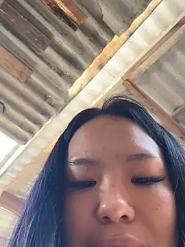 Show modela ikirkira na web-kameri