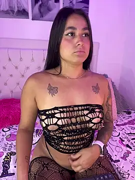 Chat +18 de Brenda_Kiss_ ao vivo