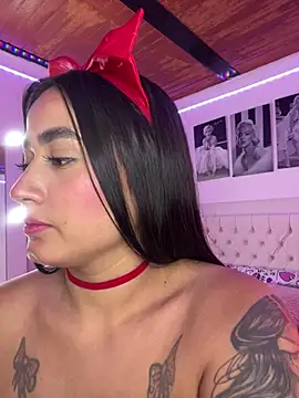 Chat +18 de Brenda_Kiss_ ao vivo