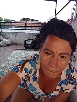 zamarasexy: διαδικτυακό σόου στην κάμερα