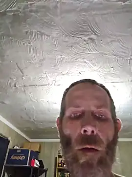 EEYORE86 Show in webcam