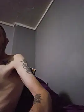 EEYORE86's Webcam Show