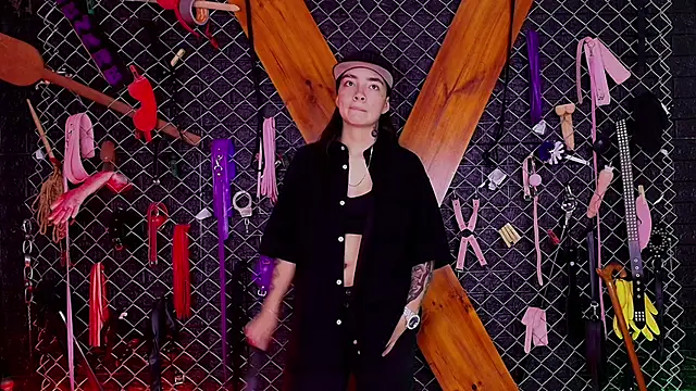 Bellatrix_Infernal_BDSM Webcam-Show