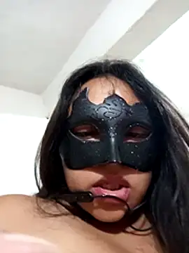 Онлайн чат XXX MorriganRosee
