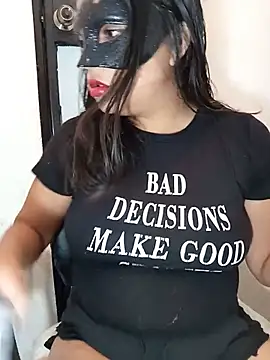 MorriganRosee Chat XXX live
