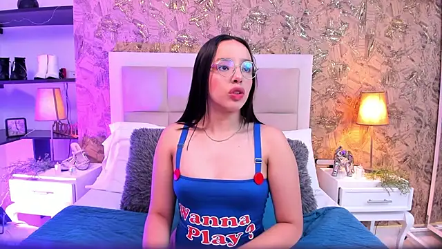 ValkyriaSteel লাইভ XXX চ্যাট