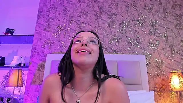 ValkyriaSteel Chat XXX in diretta