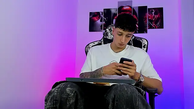 eithan_boy_ Webcam show