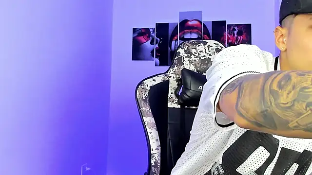 eithan_boy_ XXX чат на живо