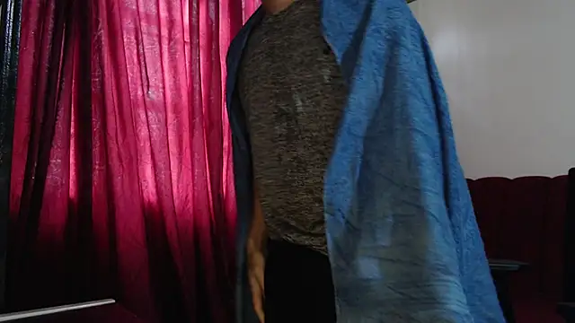 Show modela Marck-Pro na web-kameri