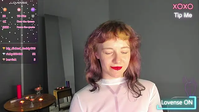 Ricki_Bloom élő XXX-chatje