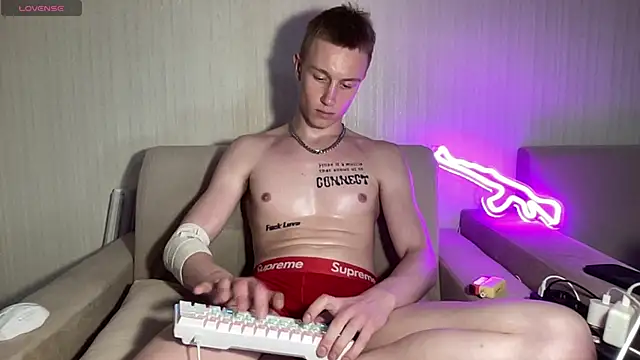 Travis_Gracile – Kamerová šou