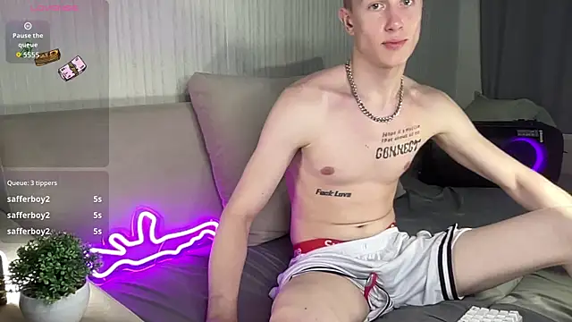 Travis_Gracile Pertunjukan Webcam