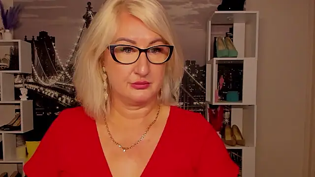 DianaFrances Show Webcam