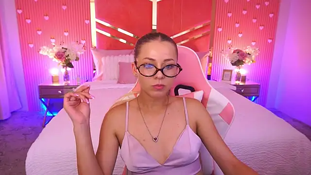DoveLovee Webcamshow