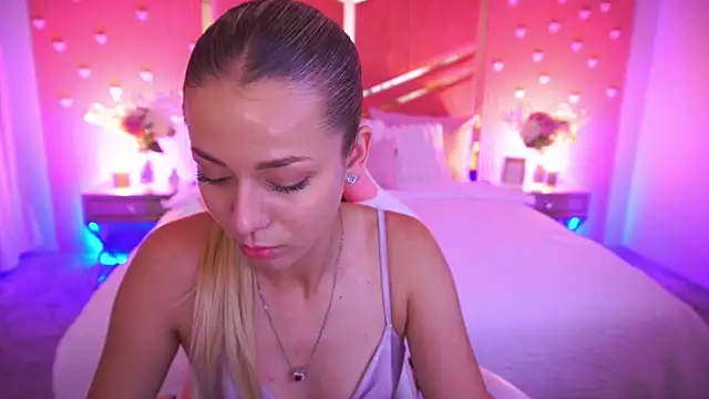 Webkamerová show DoveLovee