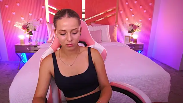 DoveLovee webkamerás műsora