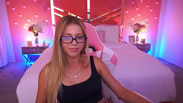 Вебкам-шоу DoveLovee