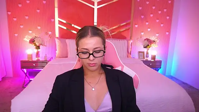 DoveLovee – webcam-show