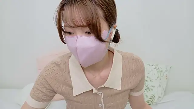 Ena_Love_chan Show in webcam