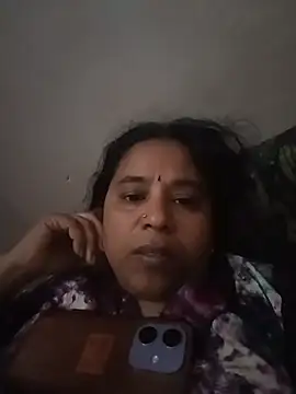 Tamilaunty35 Pertunjukan Webcam