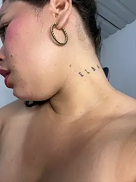 Sarita_21のライブXXXチャット