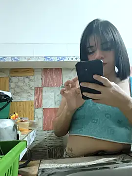 Tatiana_Flame69 在線直播表演