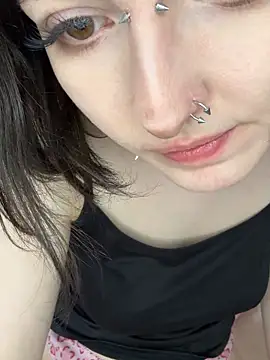 Show de webcam de virusDoll