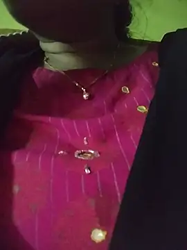 Pokazy przed kamerką – Monika_telugu_queen