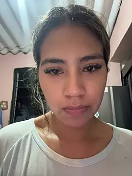 Kimmiebellarie 在線直播表演