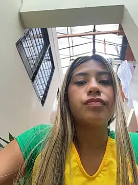 Kimmiebellarie Pertunjukan Webcam