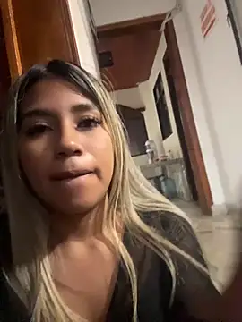 Kimmiebellarie Show in webcam