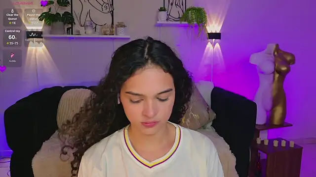 MaraVelvett's Live XXX Chat