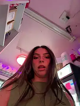 juicybootyquinn – webcam-show