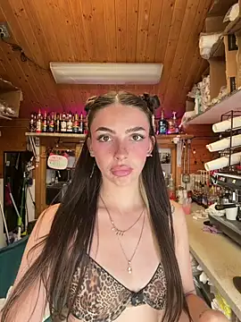 juicybootyquinn webkamerás műsora
