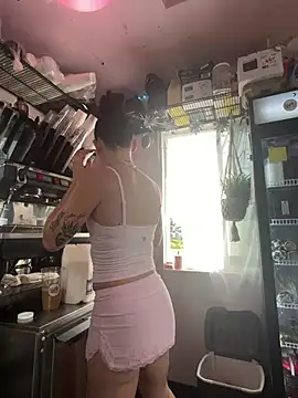 juicybootyquinn webcam show