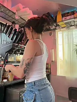Show Webcam de juicybootyquinn