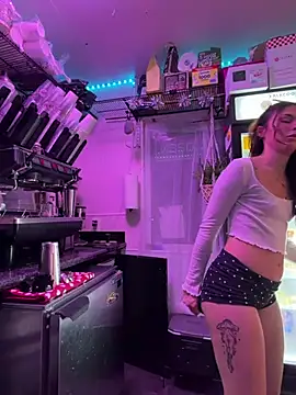 juicybootyquinn Show in webcam