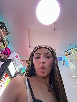 juicybootyquinn's Webcam Show