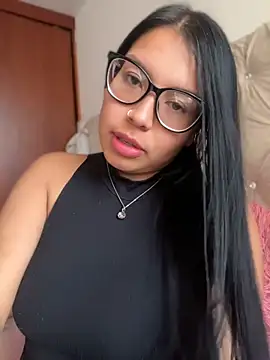 צ'אט XXX בשידור חי של Iam-sophia27