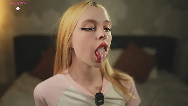 ElvenCatn Webbikameraesitys