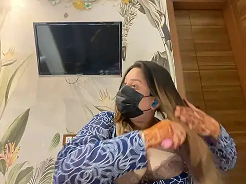 MeltingForager Webcam Show
