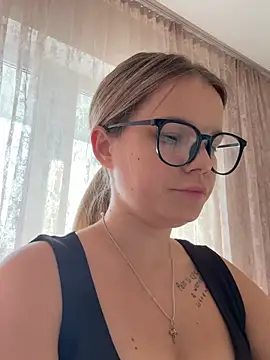 KimEvanss Chat XXX live